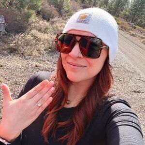 Meet your Posher, Crimson